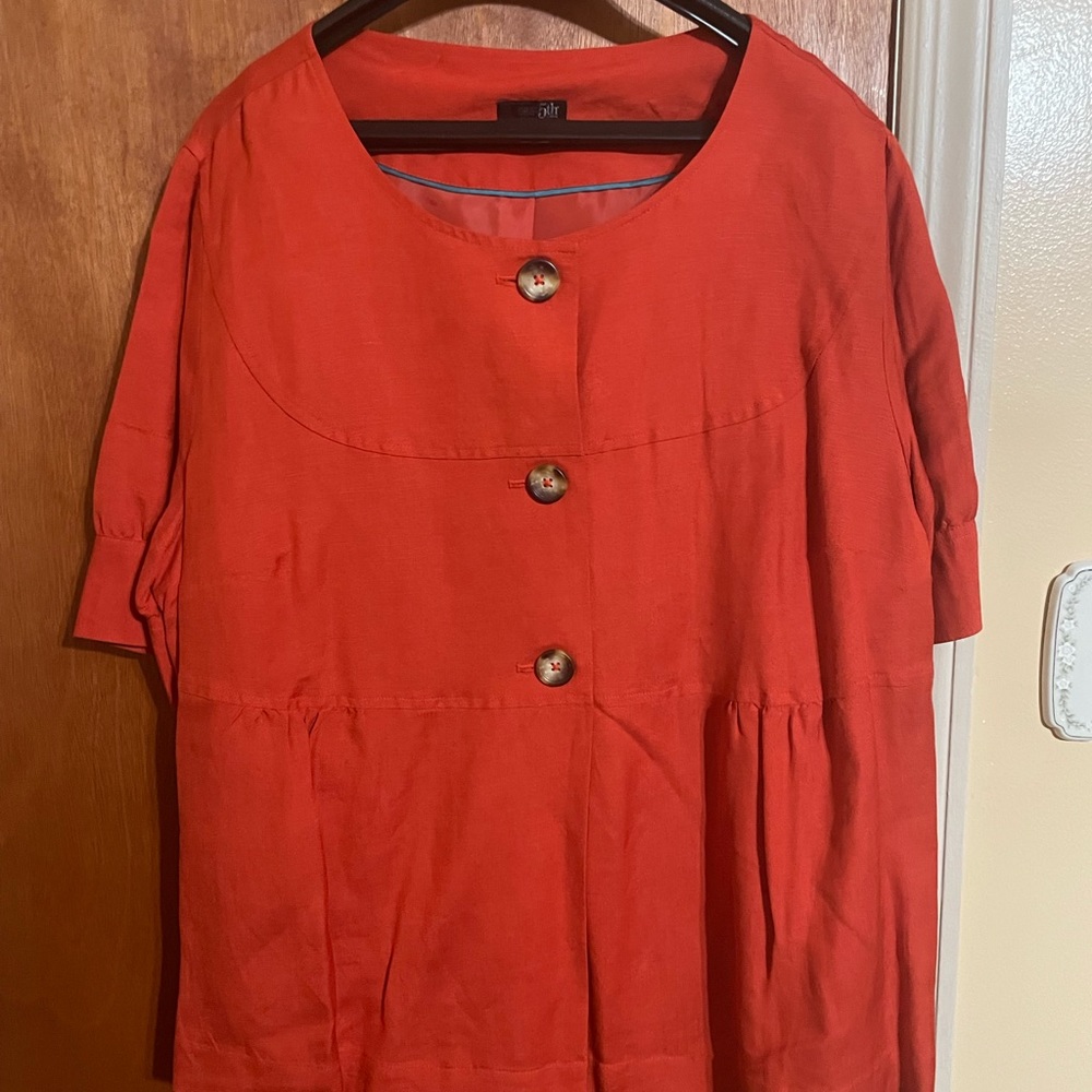 Women’s blouse